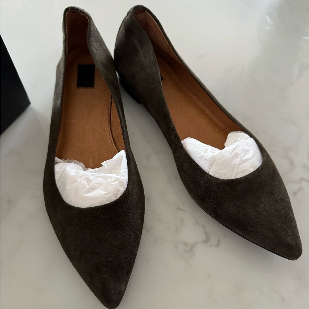 Frye Sienna Ballet size 8M Fatigue